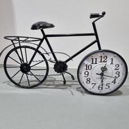 Novelty click in shape of bike.
new in box.
13.5 x 9 inches