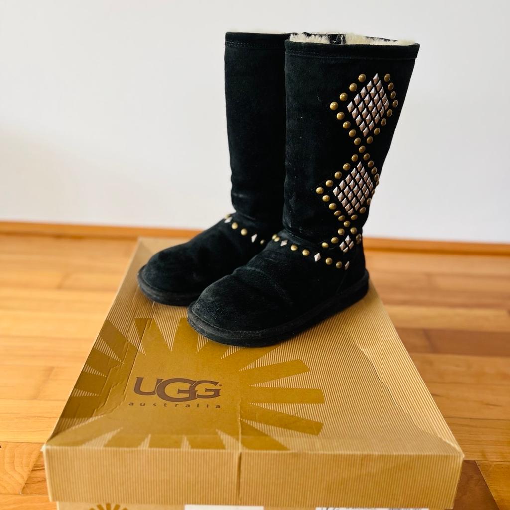 Original UGG Boots
Echt Fell Pelz Leder Winter Stiefel mit Nieten Reißverschluss
