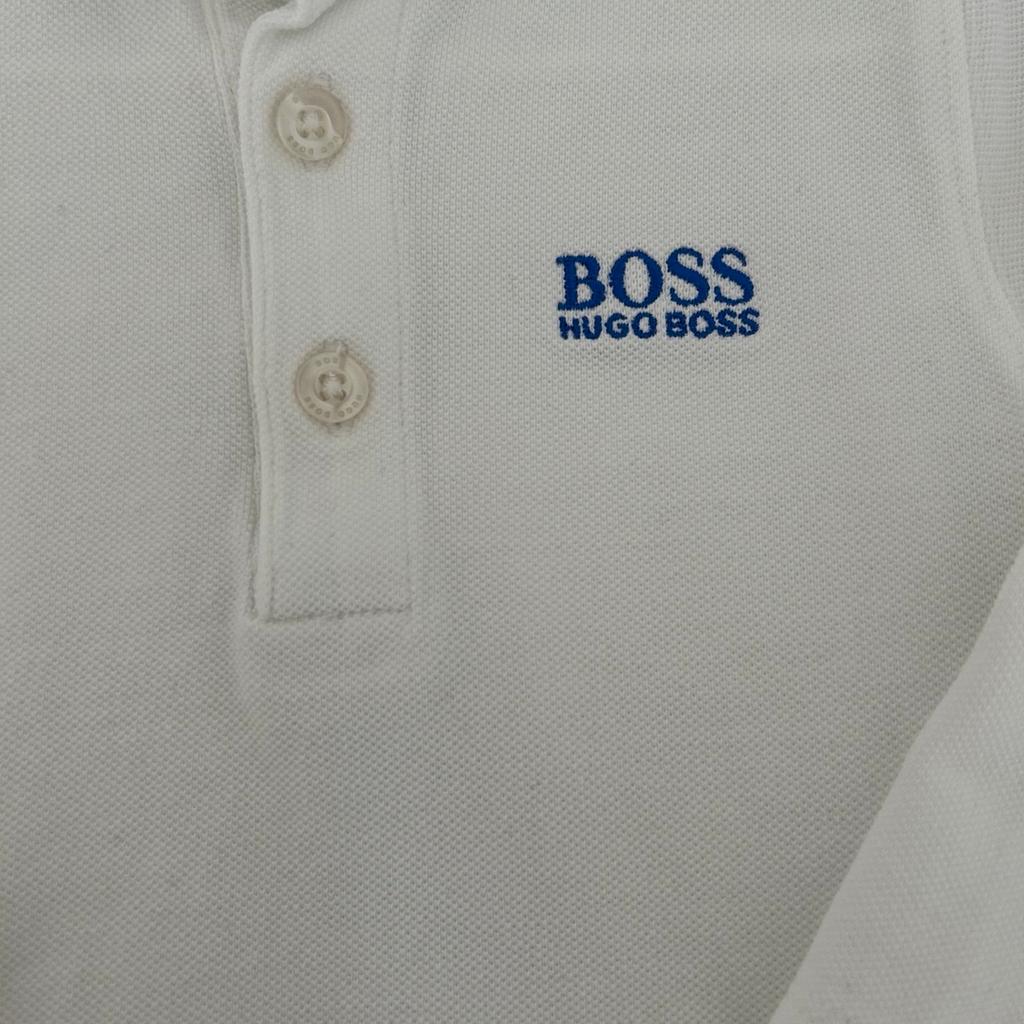 Verkaufe ein weißes langarm Baby Polo Shirt von Hugo Boss in der Grösse 80- 18M

Versand innerhalb Österreich möglich :)

Privatverkauf, daher keine Garantie, Gewährleistung und Rücknahme!