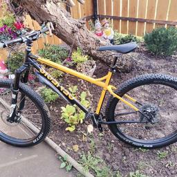 I HAVE FOR SALE GENESIS TARN 20 HARDTAIL MOUNTAIN BIKE WITH SHIMANO SLX 1x11 DRIVETRAIN, KS DROPPER SEAT POST AND WHEELS WITH 27.5x2.8 TYRES. HAS SHIMANO SLX DRIVETRAIN, SLX HYDRAULIC  BRAKES WITH BRAKE DISCS, FRAME SIZE: L, NUMBER OF GEARS: 1 x11, GEAR SHIFTERS: SHIMANO SLX, GENESIS CLIP PEDALS, HANDLEBAR : 740mm. 
IT IS REALLY NICE BIKE, COST OVER £2000 WHEN NEW. COLLECTION FROM NORTHALLERTON OR CAN HELP WITH DELIVERY FOR FUEL COST