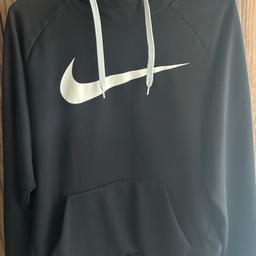 Nike Pullover Schwarz mit Print