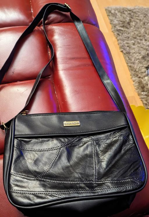 Buy & Sell Blaenau Gwent Georgetown - Blaenau Gwent - Photos for lady's Moda nova long strap bag.