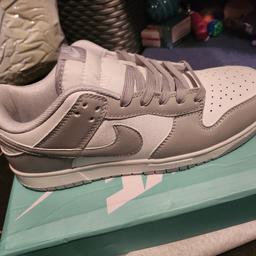brand new in box mens nike trainers grey and white size 8 collection or can post
