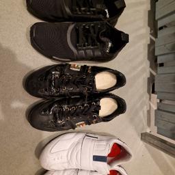 1x Adidas Nmd R1 black
1x Lacoste white
1x Pantofola D'Ora Lackschwarz