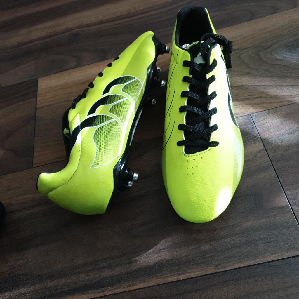 Canterbury Rugby boots size 9 as new never worn grab a bargan