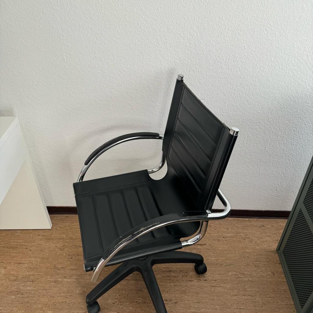 Schreibtischstuhl zur Abholung in Mainz