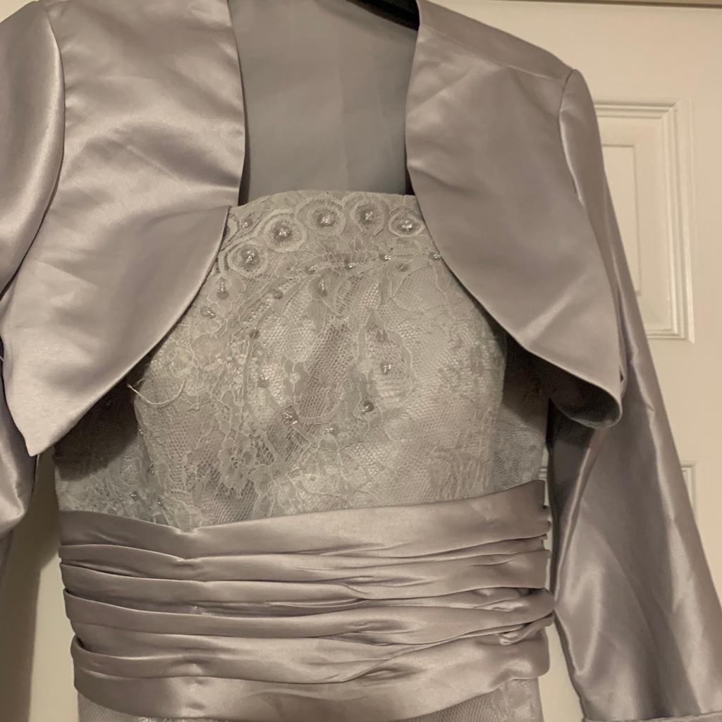 Beautiful mother of the bride dress and bolero jacket size 14 silver satin and lace diamantés on front built in bodice beautiful outfit can fit bigger as got tie back