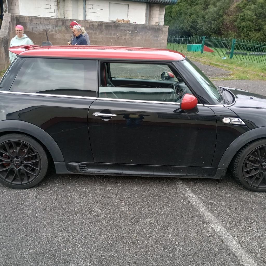 I have my mini John cooper works 211bhp for sale, it's a great spec with all the jcw extras plus satnav and dab radio 2 keys and MOT till June 2024.
hpi clear
will take a px
£6500 ovno