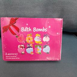 8x bath bomb gift set