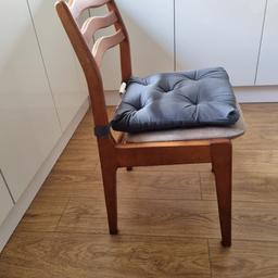6 Dinning table chairs, as per photo. all in good condition.