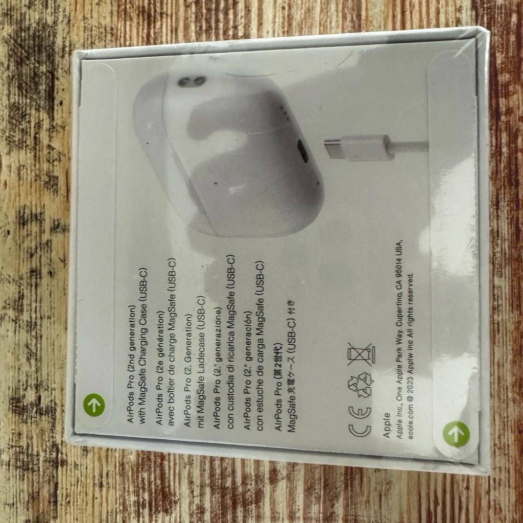 Apple air pods pro Gen 2 neu und verpackt .
Habe keine verwendung dafür da ich Bose Kopfhörer verwende. Waren ein Geschenk