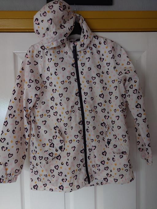 Buy & Sell Leicestershire Charnwood - Photos for Girls heart coat size 11-12 years