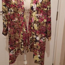 Gorgeous Mesh Lightweight Summer Jacket
Ideal for Summer nights
Hangs Lower At Back 
Excellent Condition

🌟🌟🌟 Pase take a look at my other listings,🌟🌟🌟🌟

💖 I only sell items that are in good condition (UNLESS DESCRIBED)
& I would be happy to buy myself.💖

📮 I'm happy to combine postage.... 📮

💛 Collection Dudley DY1 2DS Near Russell's Hall Hospital

👍👍👍 Thanks for looking, 👍👍👍
🛍👛 Happy Shopping 🛍👛