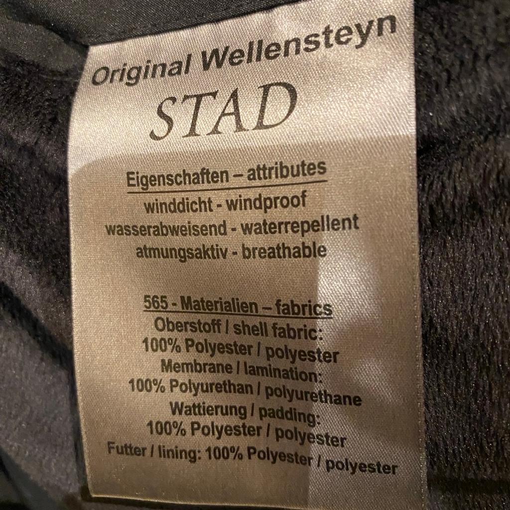 Diese superwarm haltende Steppjacke für Herren von Wellensteyn( STAD 565 )wurde nur 2 x getragen.Sie ist wie neu und ohne Mängel
Bei Interesse bitte melden