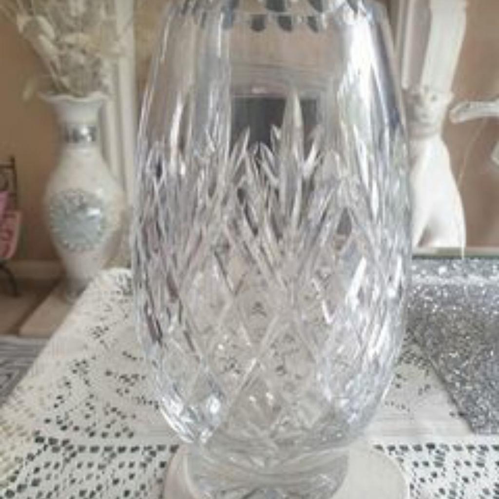 lovely cut glass vase stuart crystal