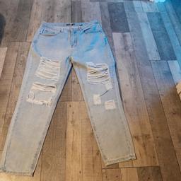 brand new boohoo ripped jeans size 16