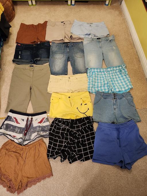 Buy & Sell West Midlands Dudley - Photos for Bundle of 15 ladies shorts size 14