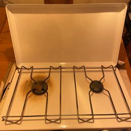 A 2 rig camping gas stove