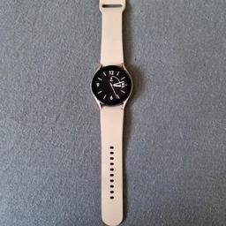 Hallo Zusammen,

ich verkaufe meine Galaxy Watch 4.
Wurde im Juli 2022 gekauft und funktioniert einwandfrei. OVP ist vorhanden.

Schwarzes unbenutztes Ersatzband und Ladekabel sind auch noch dabei.

Versand ist gegen Aufpreis möglich.

Zahlung per Paypal oder bar bei Abholung.

Bei Fragen, könnt Ihr euch gerne melden.

Liebe Grüße