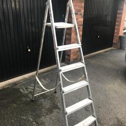 USED BUT FULLY WORKING
52" TO TOP RUNG
69" TOTAL HEIGHT