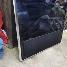 Hi here i have a
32 inch Bang and Olufsen beovision 10 flat screen tv
Selling as FAULTY as it powers on but then goes off
Comes with no remote but NO Stand
Nice tv looks like a picture frame when on wall
Heavy tv and worth £1700, maybe easy fix for someone who knows
Collection Aston b6
Any questions feel free to ask
No scammers or time wasters please!
Cash on collection - No PayPal or bank transfer