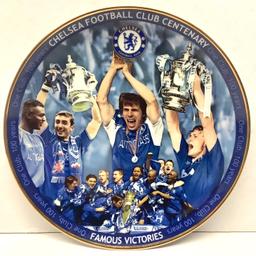 A superb porcelain plate from Danbury Mint titled: Famous Victories.
Part of the Chelsea FC Centenary Collection.
Officially authorised by Chelsea Football Club.
The plate is 8" in diameter and is rimmed with 22-carat gold.
Complete with a COA.
No cracks or chips.
In great condition.
£29.95 ono.