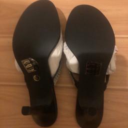 New sandles
Heels slippers 
Size 3