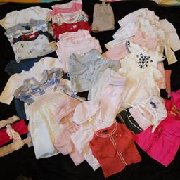 Great bundle for a girl from newborn up to 6 months. around 40 pieces excellent condition, cleaned and ironed items.
baby grows
tops
dresses
cardigans
sleepsuits...
collection from Brixton Hill or can be delivered locally for extra £5