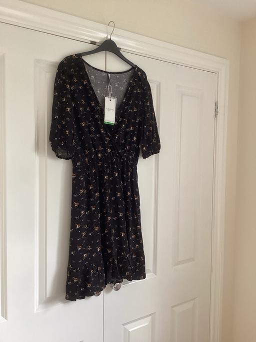 Buy & Sell Wiltshire Cricklade - Wiltshire - Photos for NEW - Multi Dress