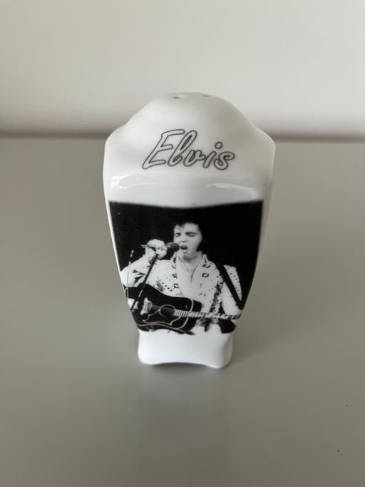 Buy & Sell North Yorkshire Harwood Dale - North Yorkshire - Photos for ELVIS PRESLEY PEPPER SHAKER