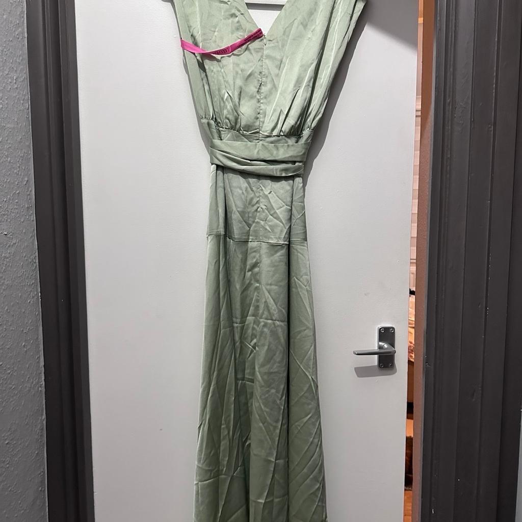 Sage green maxi evening dress, never worn because the colour tone was wrong for the occassion, size 12