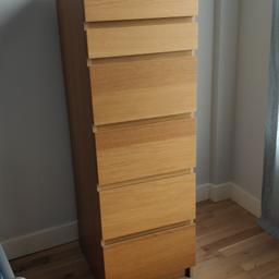 Ikea Malm Chest of Drawers with mirror
Light Oak Brown 
Excellent condition
Has 5 big drawers + 2 small drawers and Mirror
Measurements : see pic
Cost New £ 115
Cash only 
Reading for collection