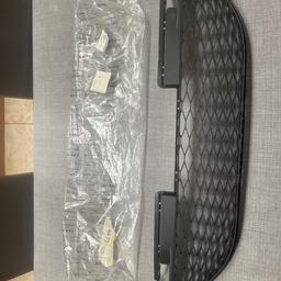 GENUINE SEAT IBIZA FR FRONT BUMPER GRILL 2008-2012
Brand new in packaging
Collection only from WV12 WILLENHALL