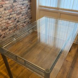 6 seater glass table (no chairs)
To big for what I need now so needs gone asap before I can get a new one
From pet and smoke free home
£35