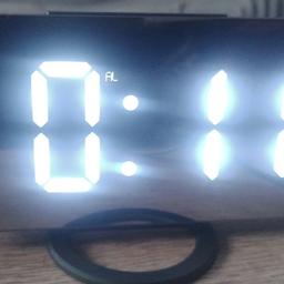 SZELAM Digital Alarm Clock,Alarm Clocks,Mirror Surface LED Electronic Clocks with Dual USB Charge Ports,Auto/Manual Dimmer Snooze Memory Function, 3 Mode Brightness