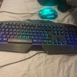 keyboard and mouse, good condition, lights up rainbow