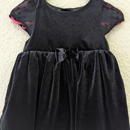 Samtkleid Gr. 68 schwarz spitze Kleid Festtagskleid NEU Schleife
Größe: 68
Marke: H&M
Farbe: Schwarz NEU

Versand möglich
Verkaufe noch weitere Artikel
Privatverkauf/ keine Garantie-Rücknahme