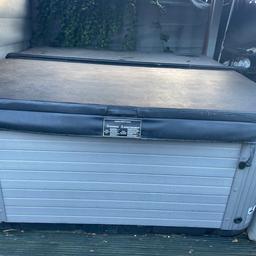 Outdoor haze hot tub bought from outdoor living 3 years ago house move forces sale has Bluetooth and colour changing lights 5seats and a lay down bed , buyer to arrange and pay for crane to get hot tub over the roof grab a bargain as cost me £5000