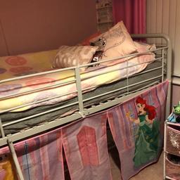 Girls character cabin bed
With mattress
Hardly used
Excellent condition