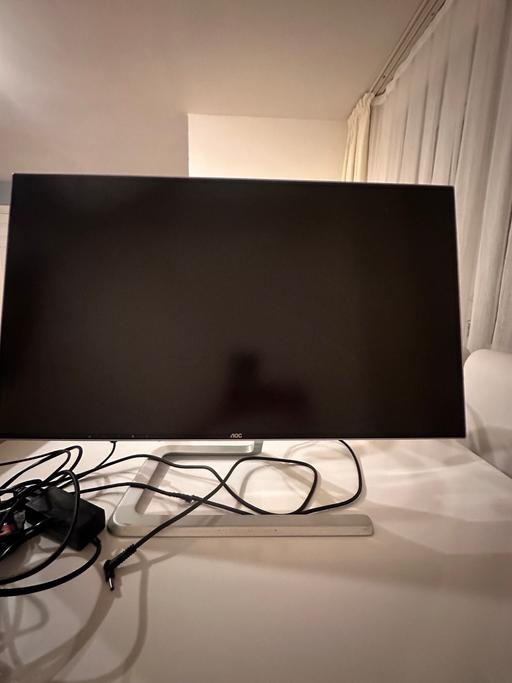 Buy & Sell North London Enfield - Photos for Full Hd Monitor 24” £75!!