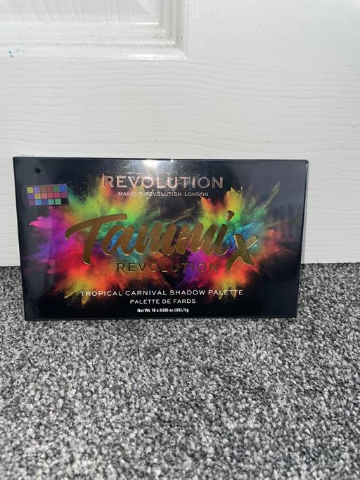 Buy & Sell West Midlands Walsall - Photos for Revolution eyeshadow palette