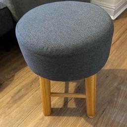 Habitat Sophie Small Fabric Stool - Charcoal

Material:

Made from 100% polyester.
Wooden feet.
Fixed cushion(s) with foam filling.
Dimensions:

Size H42, W32, D28cm.
Weight 2kg.
Wipe clean.
Fully assembled.
Maximum individual user weight 110kg.