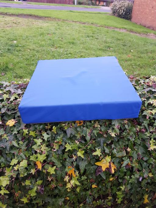 Buy & Sell West Midlands Birmingham - Photos for Memory foam wheelchair cushion