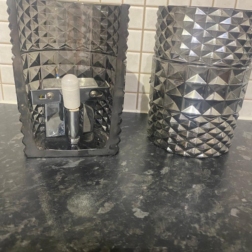 Two beautiful ceramic wall lights with crystal cut design, grey/pewter colour
Perfect condition
