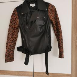 Schöne Lederjacke im Bikerstil von Rick Cardona, gekauft bei Heine und nur einmal getragen. Gr. 36 bis 38