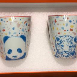 Brand new with box

Beautifully crafted Hermes mugs, printed design of panda/tiger cub/rabbit/koala bear, print also inside the mug and on the base.

Item will be carefully packaged for delivery.