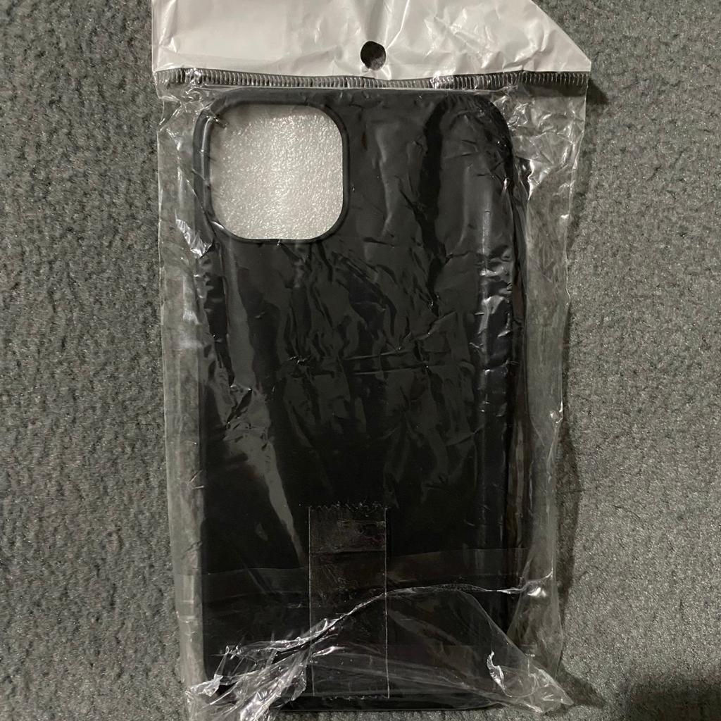 iPhone 13 - Black TPU Soft Silicone Case…
100% Brand New…
As Still in Original Sealed Packaging…

First One To See Will Buy…
ABSOLUTE BARGAIN PRICE !

Thank You For Looking 😊…