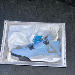 Never been touched in the best condition selling for very cheap QR code shoes authentic size 7.5