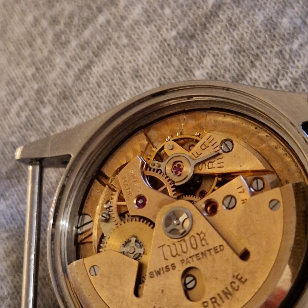 I'm aware that it is 1957. it has a rolex winder which I believe is original and stamped tudor. the strap is obviously after market. it is not working but winds up,everything moves freely inside. it has been sat for many years.