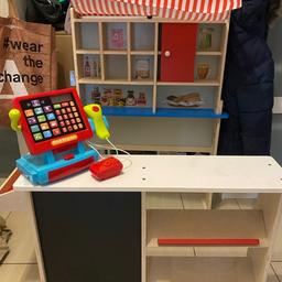 Kaufladen für Kinder mit Kasse zu verkaufen
